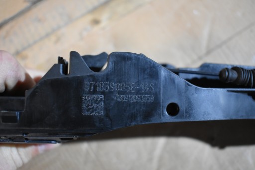 IDEALNY bracket handles rear part rear left PORSCHE PANAMERA 971 1