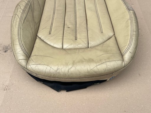 AUDI A8 D4 side SIEDZISKA seat right front leather