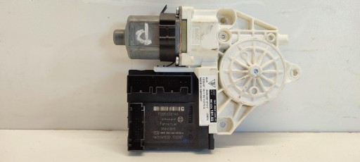 99762418103 99762418106 - Porsche cayman s 987 мотор правого скла