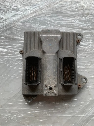 Компьютер двигателя opel vectra c signum 55558714 bn 5wk91113 2.2 b z22yh
