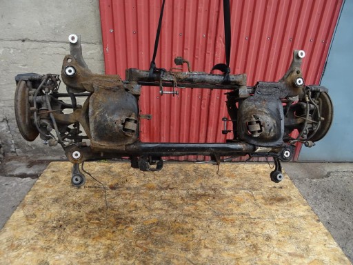 9803339680 - Подвеска оси белка задний peugeot 508 2.0 гибридная ось