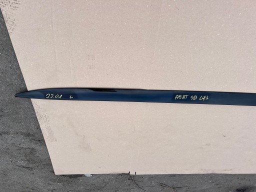 AUDI A5 8T SPORTBACK LIFT LY9B SLINE Moulage Jupe Gauche 8T8854931
