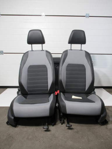 VW SCIROCCO III 3 1K8 SITZ