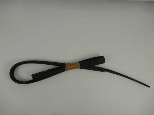 Isuzu GRAFTER N35 уплотнение правой двери