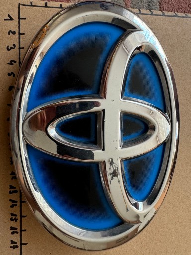 Эмблема Toyota Prius III оригинал 75311-47011
