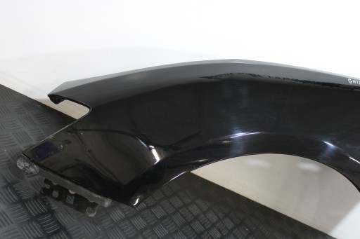 fender left front front MASERATI GHIBLI M157