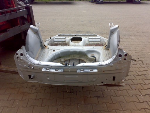 2018 2019 - HYUNDAI I30 III 2017 2022 ЗАДНЯ ПІДЛОГА ЗАД