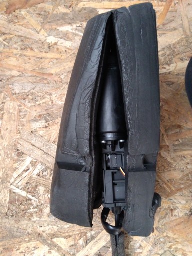 4E0827383D - Подъемник двери багажника замок AUDI A8 D3 LIFT