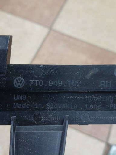 indicator w lusterku right side Volkswagen Transporter T5 7T0949102