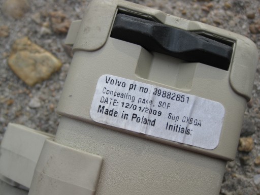 VOLVO V70 2.0 D 09R KOMBI blinds rear part rear boot plato 39882851