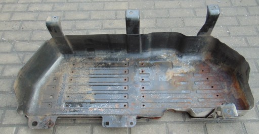 КРИШКА ПАЛИВНОГО БАКА JEEP GRAND CHEROKEE WK 3.0