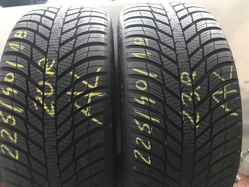 2 x Nexen N'Blue 4 Season 225/40R18 92 V 2023/2020