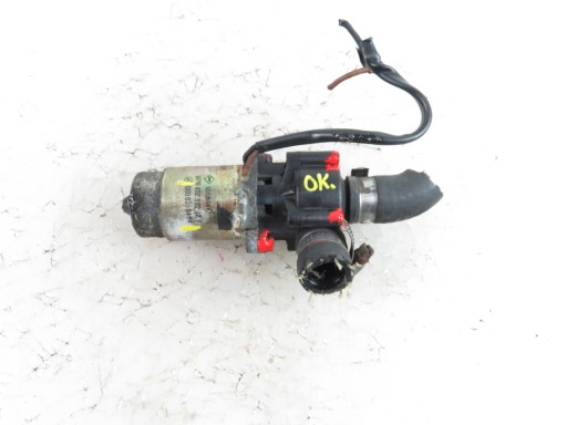 Электрический водяной насос MERCEDES W124 0008359464