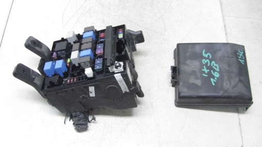 043/180 - Hyundai ix35 1.6 блок предохранителей 10-16