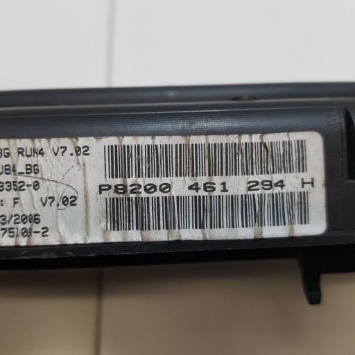 budiky budíky RENAULT SCENIC 2 1.5 DCI P8200461294H