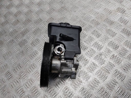Pompa servosterzo BMW E39 520D M47