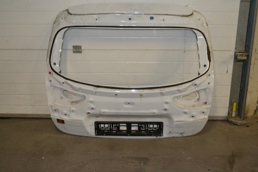 73700j7200 - КРИШКА БАГАЖНИКА ЗАДНЯ КРИШКА KIA CEED III 3