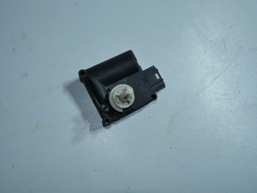 AUDI A6 C6 motorek topení 4F0820511A
