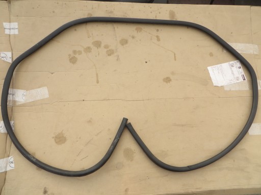 2012R BMW 5 F10 F11 прокладка капота моторного отсека