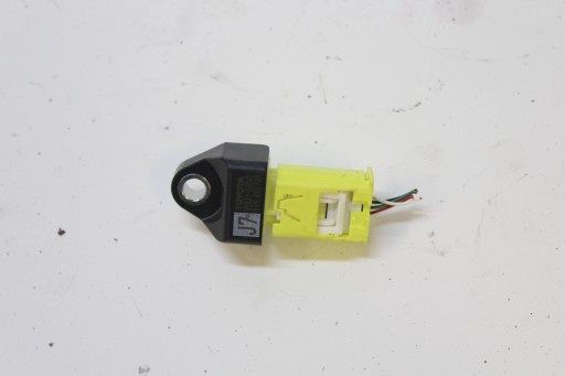 5735289 - Датчик удара toyota prius iv 89831-28040