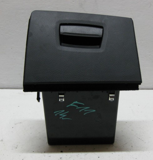 BMW F11 2.5 D 14R passenger compartment of the dashboard 9166696