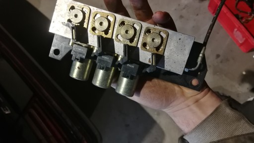 1248001778 - Электромагнитные клапаны крыши Soft TOP MERCEDES A124 CABRIO