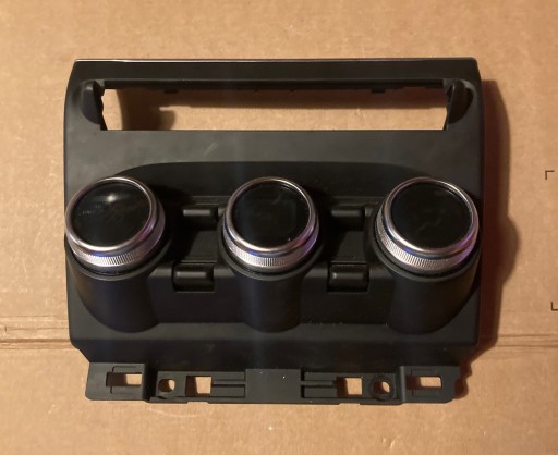 ПАНЕЛЬ КОНДИЦІОНЕРА CLIO V CAPTUR II 275100936R