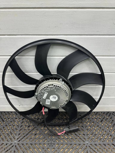 radiator fan BMW X5 E70 8618242