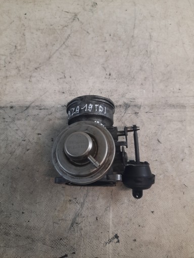 throttle flap SEAT IBIZA III 3 1.9 TDI 038129637L