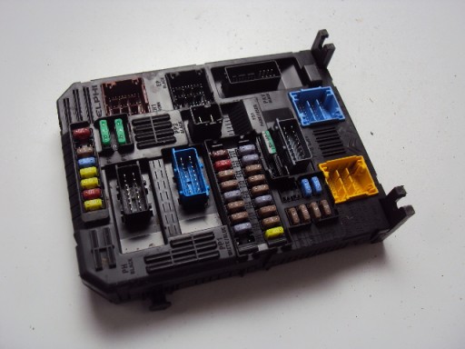 9830708180 - Коробка запобіжників peugeot 2008 ii 2019-