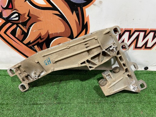 T4N1162 - Лапа кронштейн коробки JAGUAR X761 GX73-6A026-BE