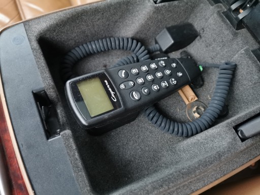 CAYENNE PORSCHE МОБІЛЬНИЙ ТЕЛЕФОН 7L GSM ОРИГІНАЛ