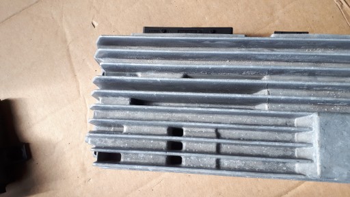 S4 B8 LIFT A4 amplifier bang OLUFSEN 8T1035223A
