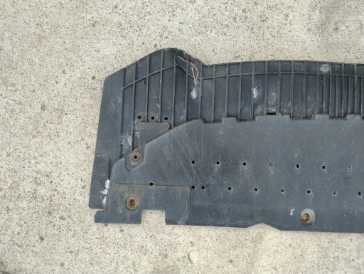 AUDI A4 B8 copertura GREMBIALINA coperchio , copertura sotto Paraurti 8K0807233