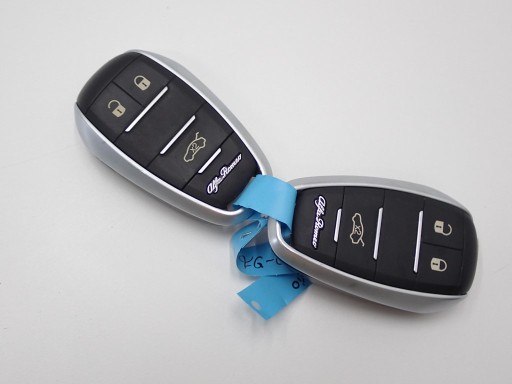 156140440 - БРЕЛОК ДЛЯ КЛЮЧІВ ALFA ROMEO STELVIO 19R