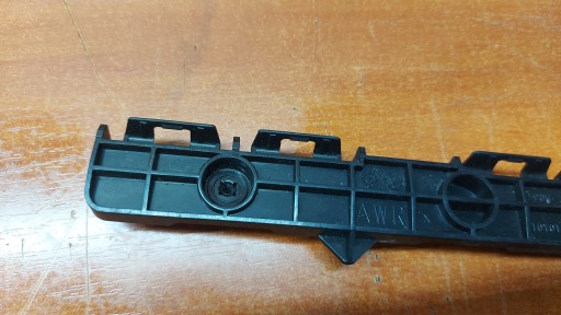 bumper bracket right rear part rear TOYOTA AVENSIS T27 15- KOMBI