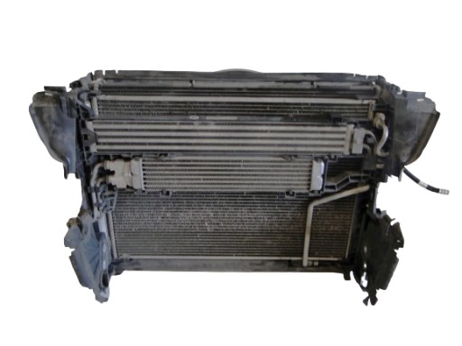 A2125000027 A2045003103 - Mercedes c class 204 w204 комплект радіатора радіатор радіатори 63 c63 amg