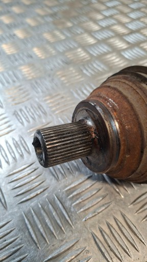 semi-axis left VW PASSAT B6 2.0FSI AUTOMAT