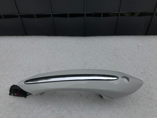 BMW 7 F01 левая дверная ручка комфорт LED передняя 2008-