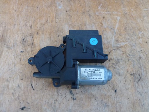 6Q2 959 - Мотор лівого скла vw t5 vw polo seat 6q2959802a
