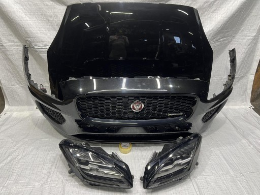 ПЕРЕДНЯ КОМПЛЕКТАЦІЯ JAGUAR E-PACE R-DYNAMIC