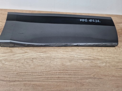 RANGE LAND ROVER VELAR moulding door right rear part OE