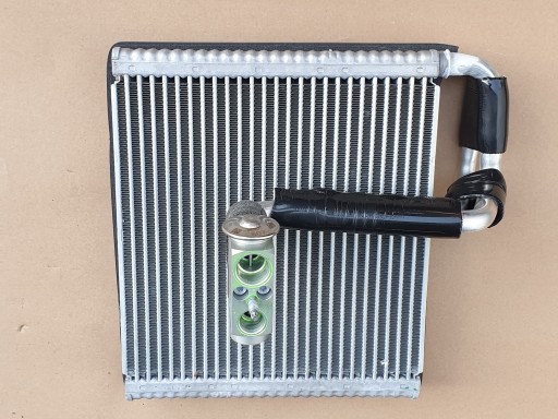 PAROWNIK Sensor ROZPREZNY klimaanlage VOLVO XC40 OE ANGLIK