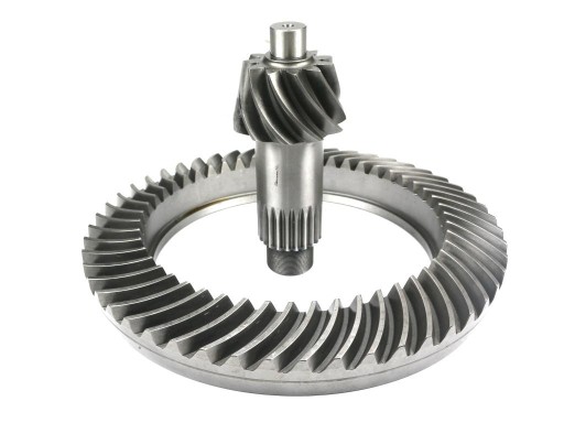 Карданний вал з колесом - шестерня переднього моста Ursus C-385 WARYŃSKI