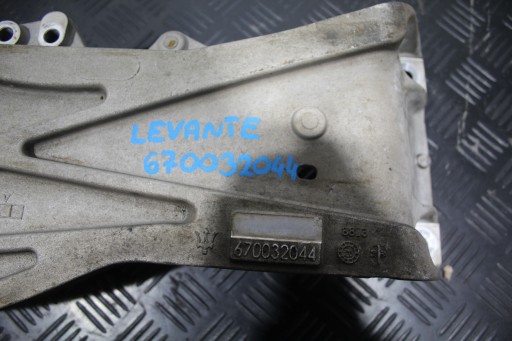SUPPORTO STAFFA SUPPORTO CAMBIO MASERATI LEVANTE M161 670032044