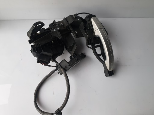 BM5A-A21812-DF - Замок двери правый передний BM5AA21812DF FOCUS MK3 16r