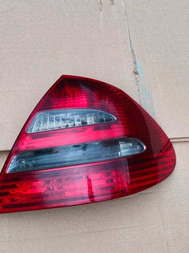 light right rear part rear MERCEDES W211 sedan A2118200464 2118200464