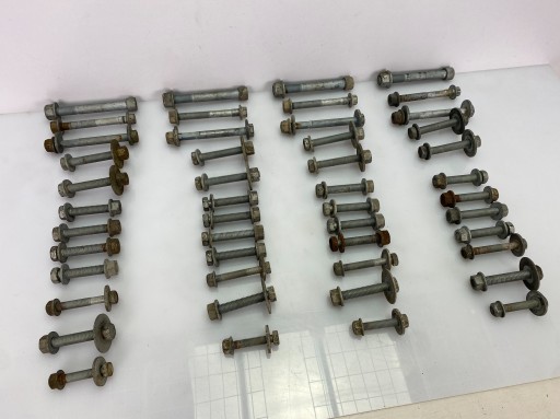 08472738AZ - Болти задньої підвіски dodge challenger 2015+