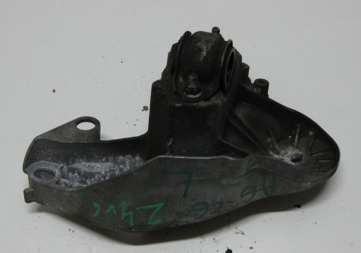 AUDI A6 C6 2.4 6V 05R holder holder bearing of the engine left 4F0199351H