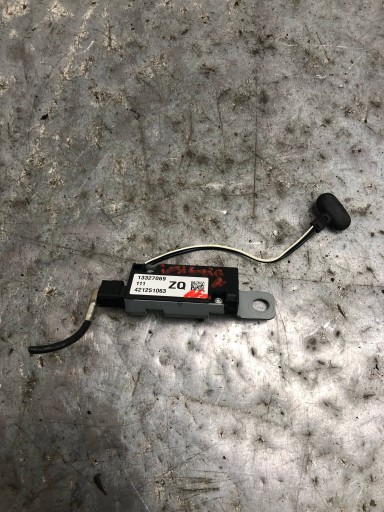amplifier ANTENY OPEL INSIGNIA A 13327069